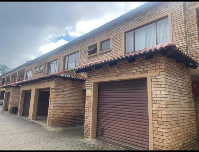 2 BEDROOM PROPERTY TO RENT IN BULT WEST